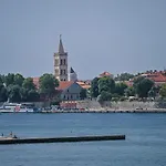 krevet i doručak Hresc I 4*