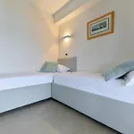 Hresc I Bed & Breakfast 4*