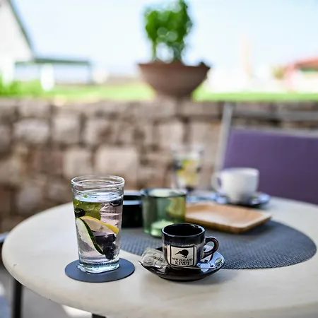 Hresc I Couette-café