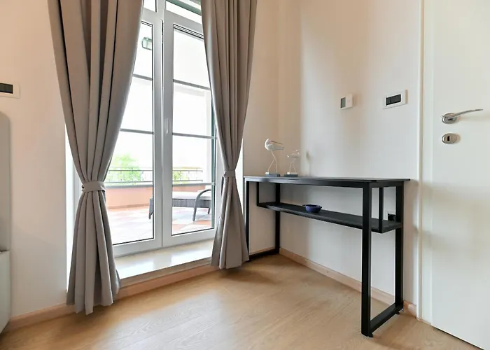 Oda ve Kahvaltı Hresc I