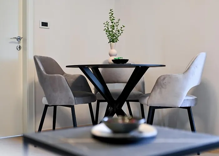 Hresc I Oda ve Kahvaltı 4*