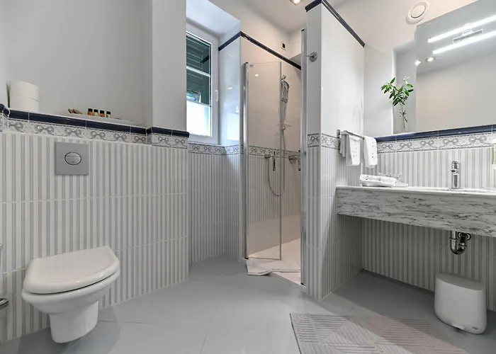 Hresc I 4* זאדאר