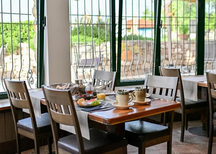 Hresc I Oda ve Kahvaltı